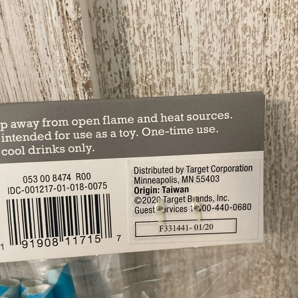 Target Spritz 2020 Shark Paper Straws